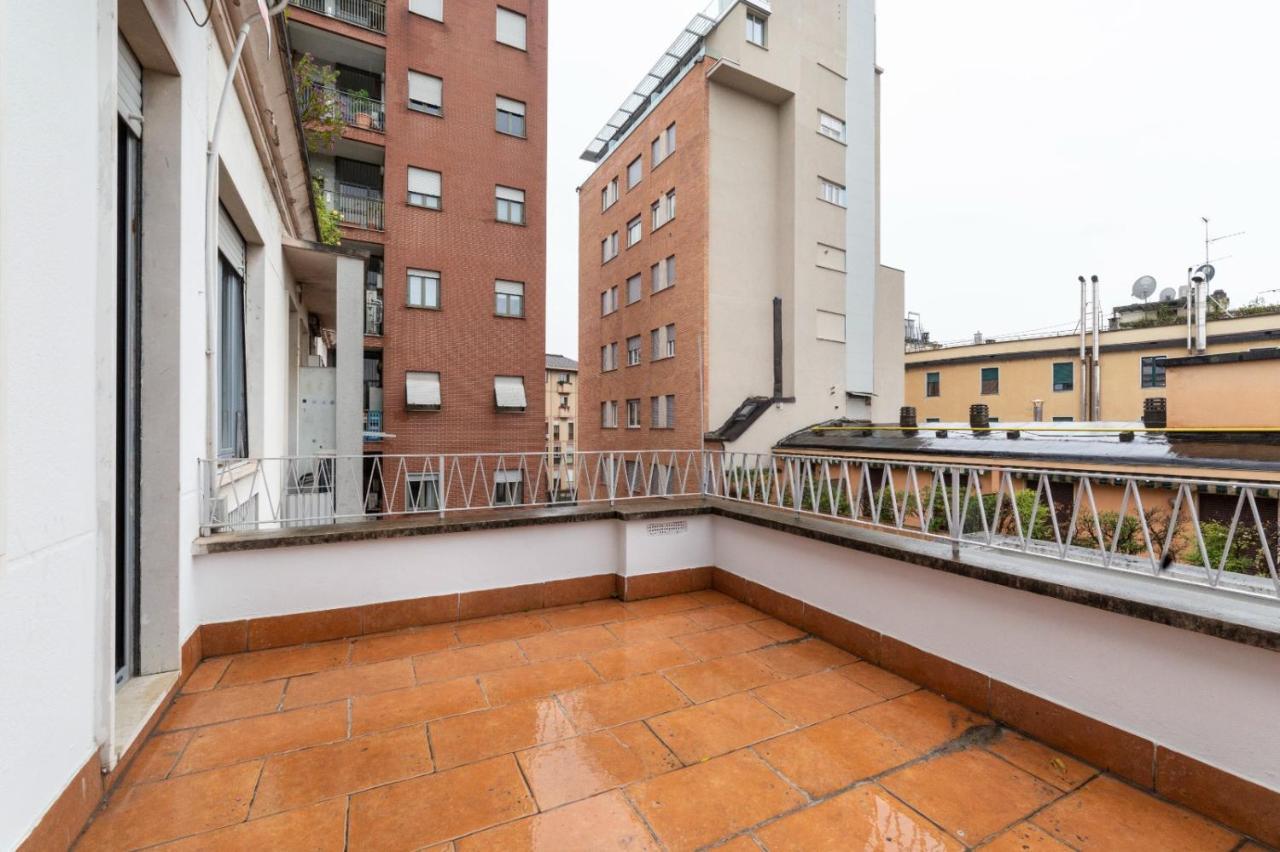 Sant'Ambrogio Bright Apartment With Terrace Milano Ngoại thất bức ảnh